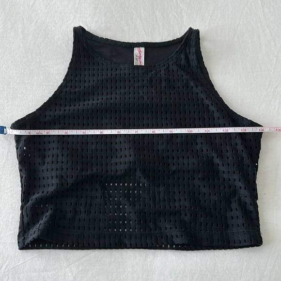 NWOT RARE Free People X Onzie Women’s Mesh Workout Crop Top in Black Size S/M - Picture 9 of 13